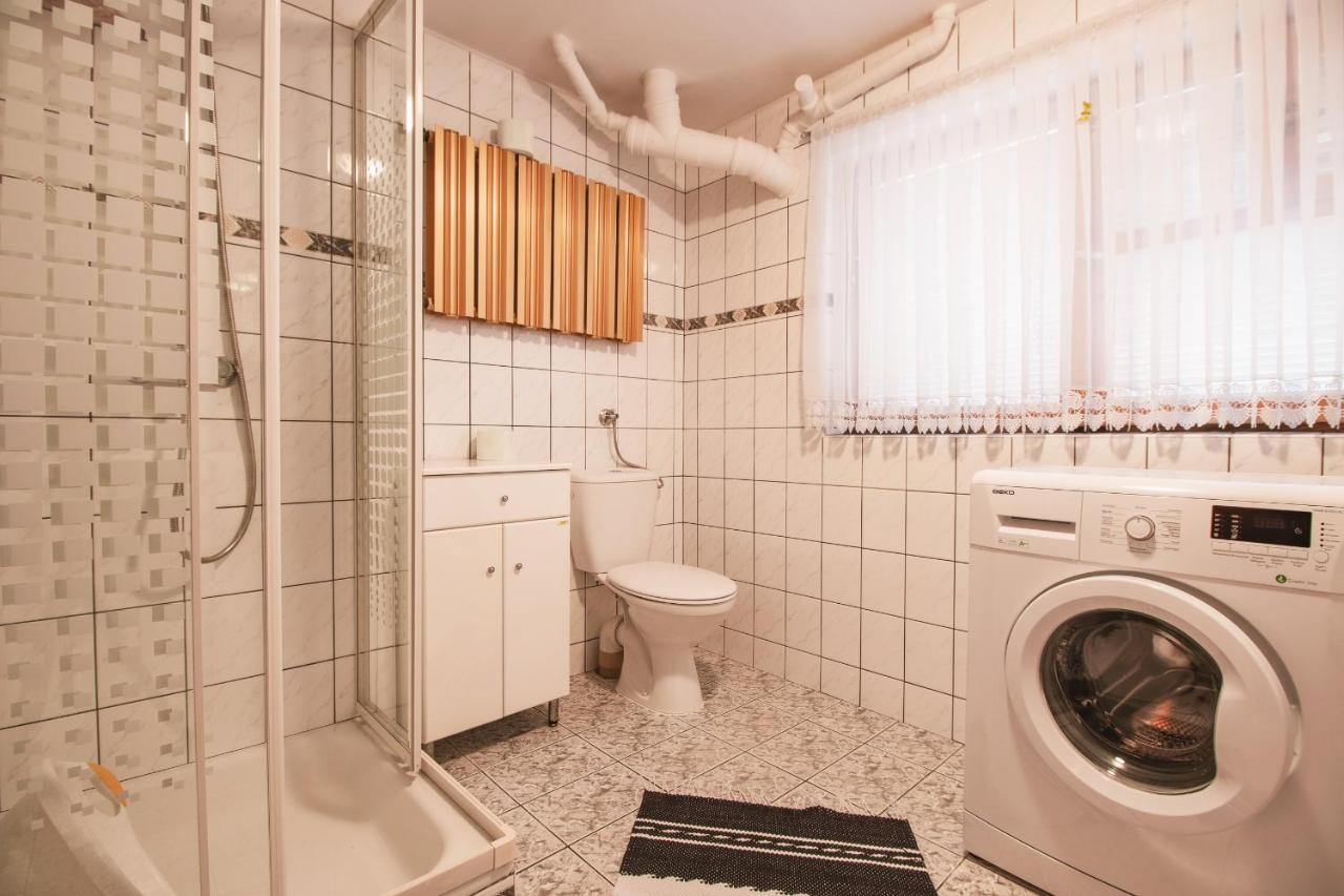 Dom Na Podhalanskiej Groń Esterno foto
