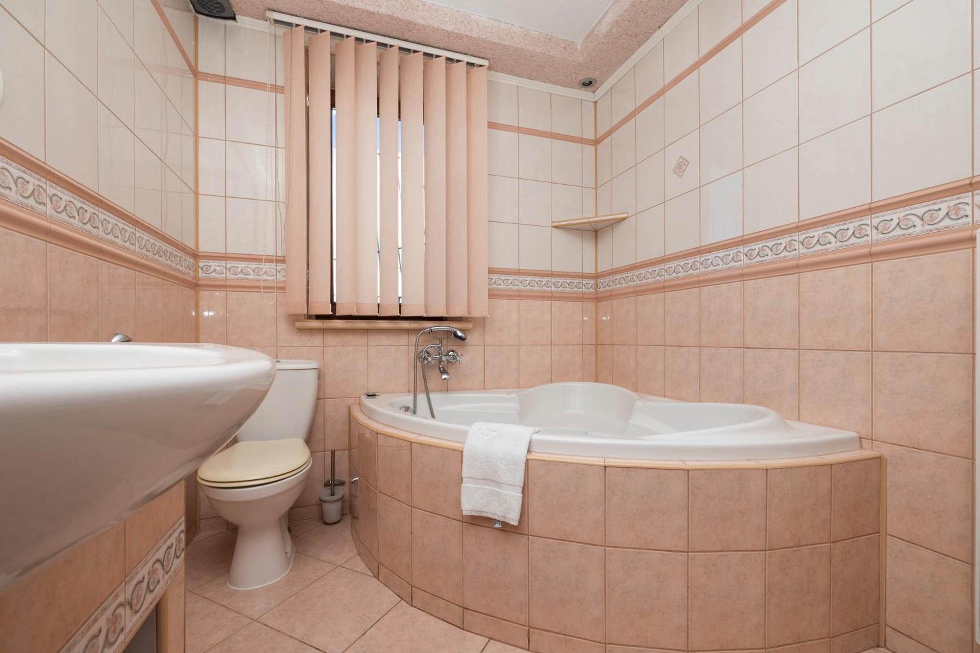 Dom Na Podhalanskiej Groń Esterno foto